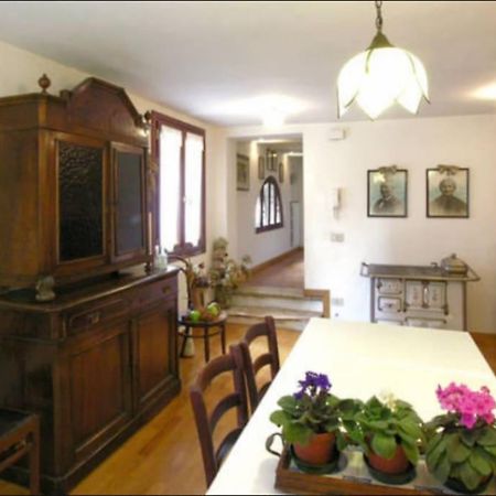 Walk On The Water ✧ 5 Minutes To Rialto Bridge Apartment Venesia Bagian luar foto