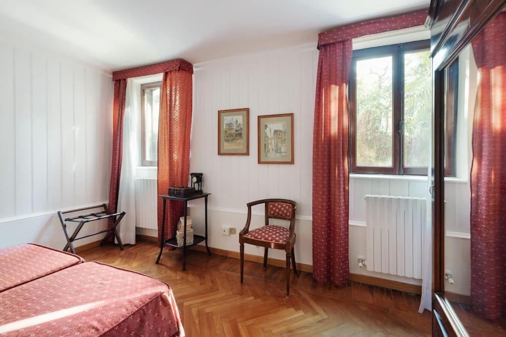 Walk On The Water ✧ 5 Minutes To Rialto Bridge Apartment Venesia Bagian luar foto