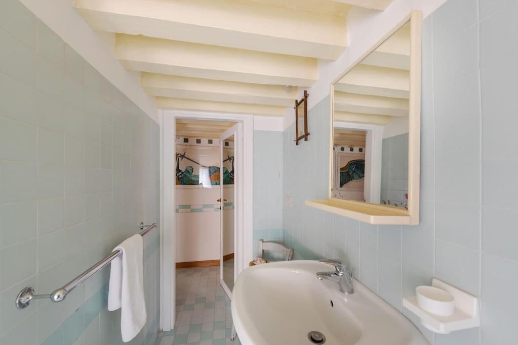 Walk On The Water ✧ 5 Minutes To Rialto Bridge Apartment Venesia Bagian luar foto