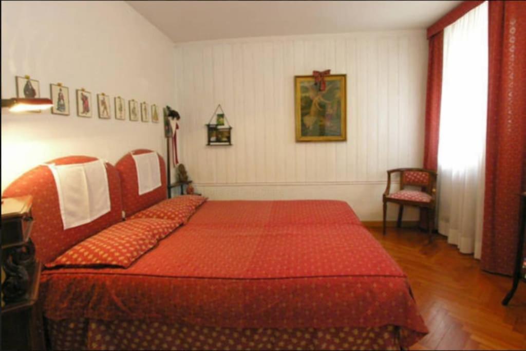 Walk On The Water ✧ 5 Minutes To Rialto Bridge Apartment Venesia Bagian luar foto