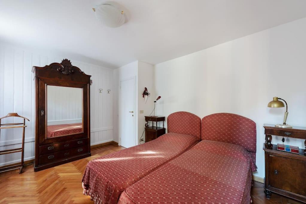 Walk On The Water ✧ 5 Minutes To Rialto Bridge Apartment Venesia Bagian luar foto